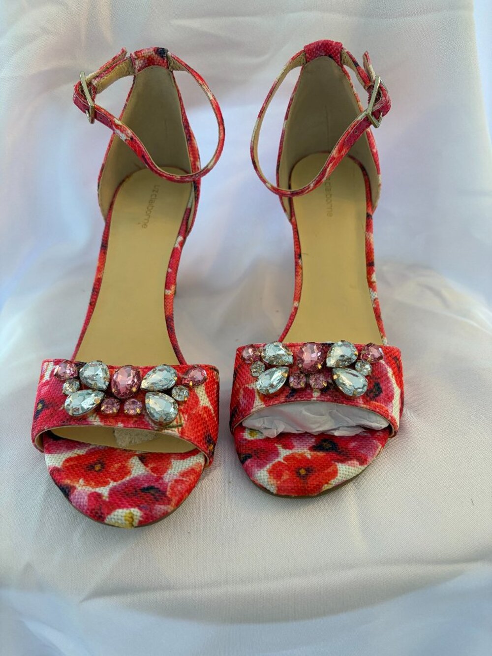 Liz Claiborne Size 8 embellished sandals